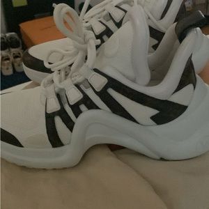 Louis vuitton sneakers